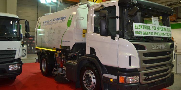Elektrikli Yol Süpürme Ekipmanı